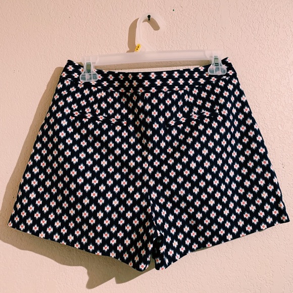 Michael kora pattern shorts - Picture 3 of 3